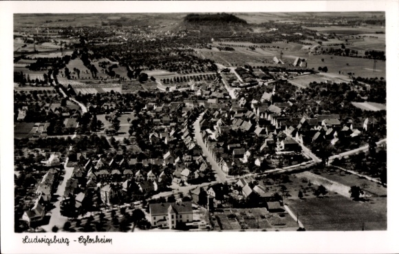 Ak Eglosheim Ludwigsburg in Württemberg, Luftaufnahme von  Wohngebiete, Felder, Berge