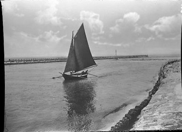 24 Negative Berg-Dievenow in Pommern, Promenade, Strand, Steg, Segelboot