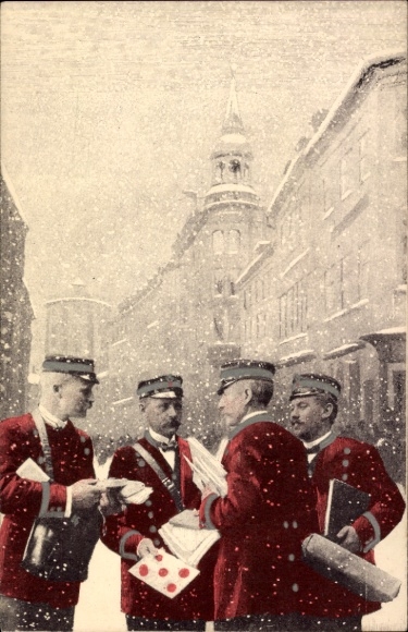 Postcard Four postmen in red uniforms, winter, snow