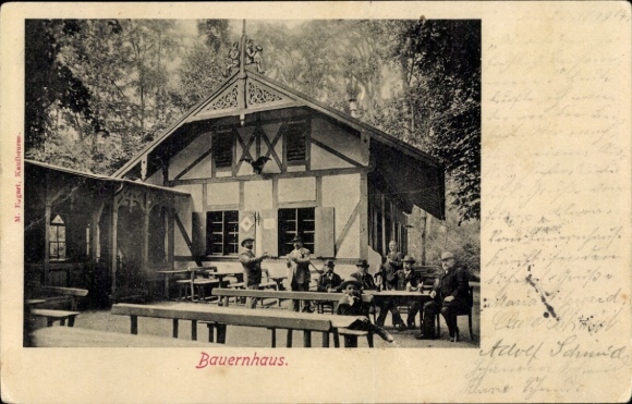 KP Kaufbeuren nad rzeką Wertach w Szwabii, dom wiejski, w lesie, drewniana konstrukcja, grupa ludzi