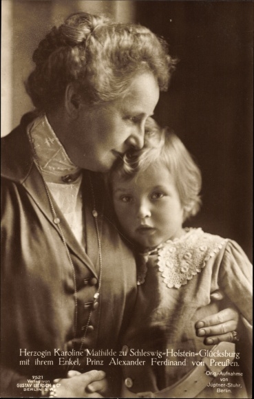 Postcard Duchess Karoline Mathilde of Schleswig Holstein Glücksburg, Prince Alexander Ferdinand v. Prussia