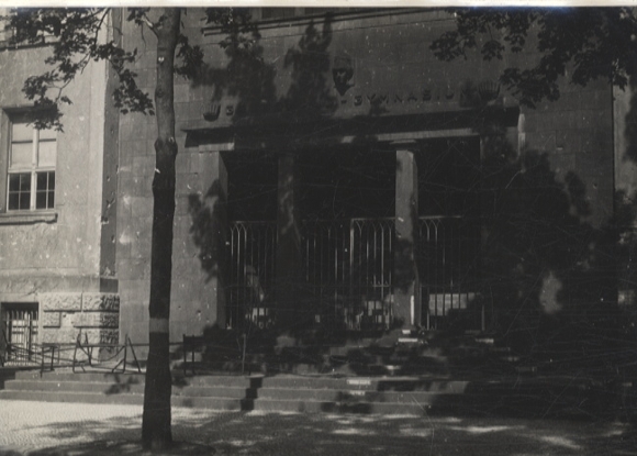 Original photo Berlin-Wilmersdorf, Königsallee, Grunewald-Gymnasium, around 1946, approx. 12 x 17 cm