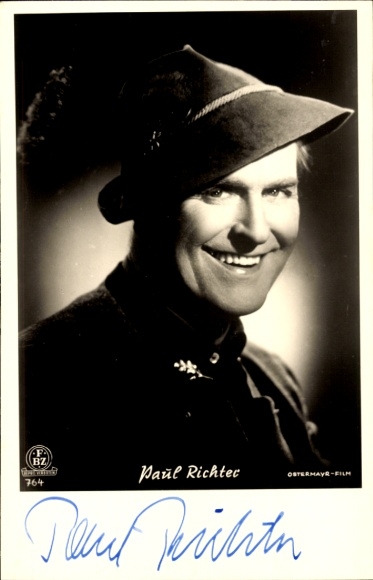 Postcard actor Paul Richter, portrait, autograph, hat
