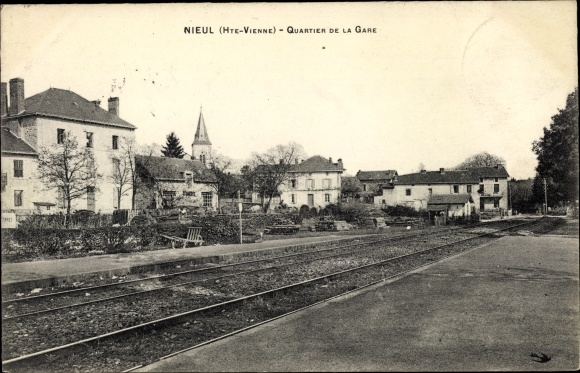 Postcard Nieul Haute Vienne, Station District