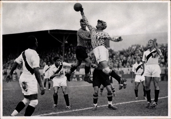Collection picture Olympia 1936, handball game Peru against Austria