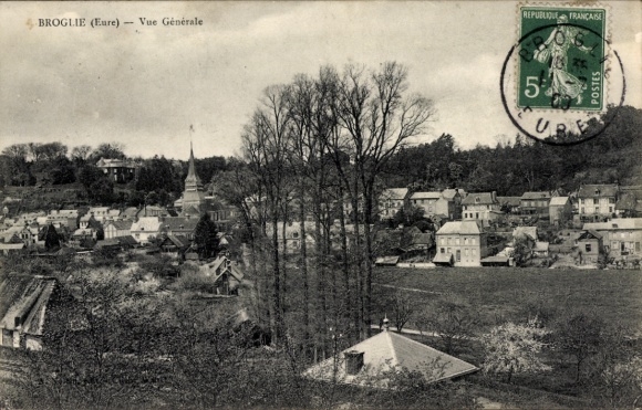 Ak Broglie Eure, stadsgezicht met huizen, kerk en bomen