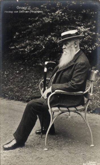Postcard Duke George II of Saxony Meiningen, seated portrait, walking stick