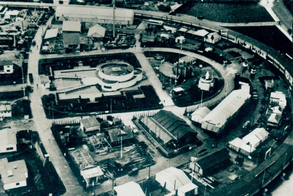 Collection picture picture documents of our time No. 129 German agricultural exhibition Berlin 1933
