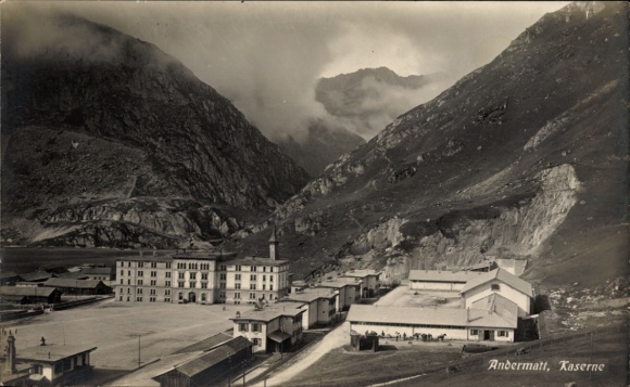 Postcard Andermatt Canton Uri, barracks