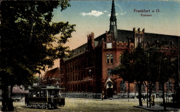 Postcard Frankfurt an der Oder, view of the post office, tram