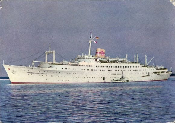 Postcard FDGB holiday ship MS Völkerfreundschaft
