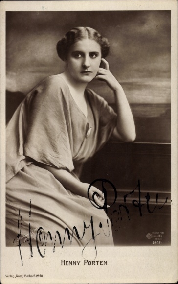 Postcard actress Henny Porten, portrait, autograph