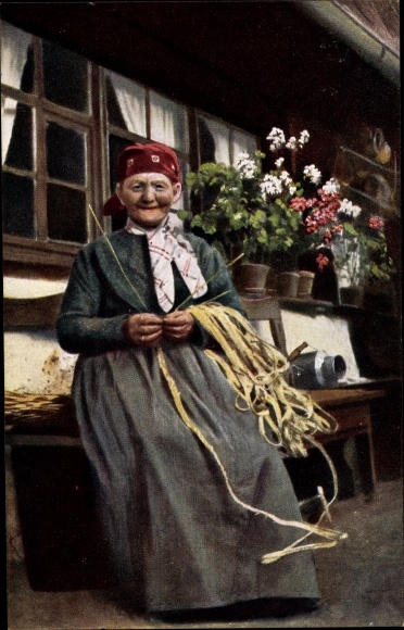 Postcard Straw weaver in Black Forest costume