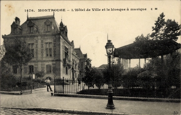 PC Montrouge Hauts de Seine, Hôtel de Ville, kiosk