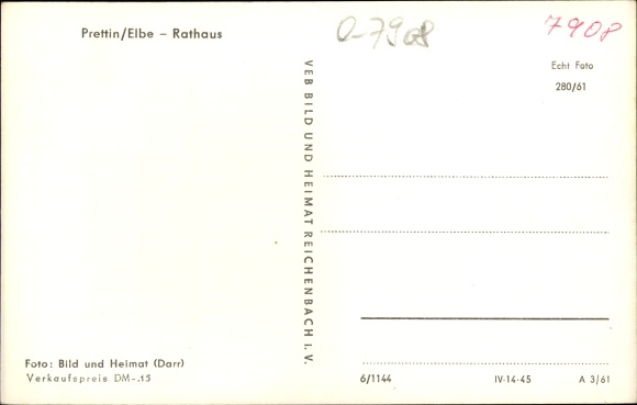 Postcard Prettin an der Elbe Annaburg, view of the town hall