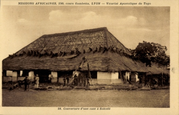 CPA Sokodé Togo, Couverture d'une case