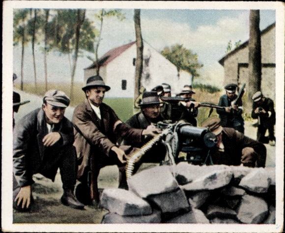 Collective picture The post-war period 41, May 1921, Annaberg Upper Silesia, Polish insurgents, barricade