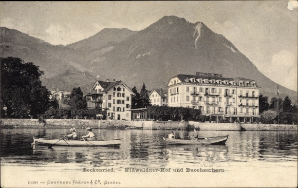 KP Beckenried Kt. Nidwalden Szwajcaria, Nidwaldner Hof, Buochserhorn, łodzie wiosłowe