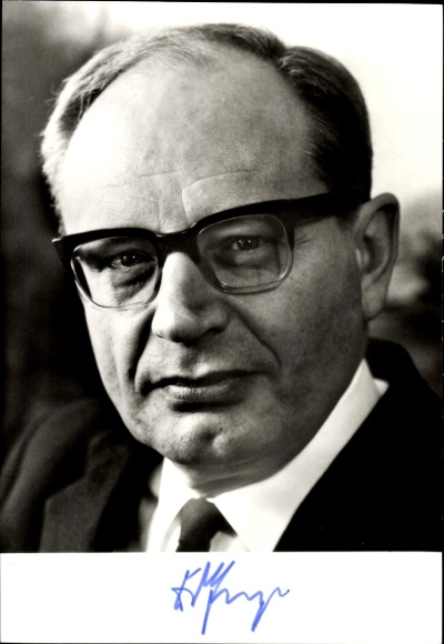 Ak Dr. Richard Jaeger, MdB, politicus, portret, handtekening