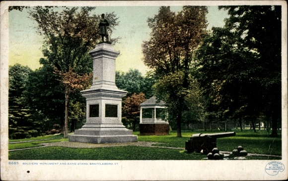Ak Brattleboro Vermont de VS, Militairengedenkteken