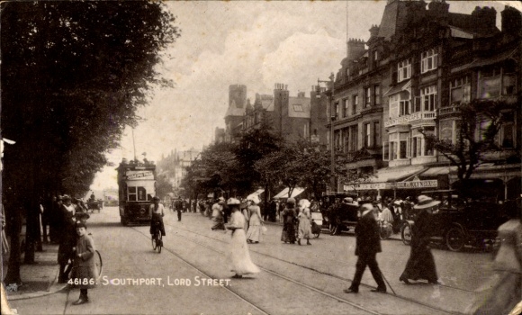 Postcard Southport Merseyside England, Lord Street, Tram
