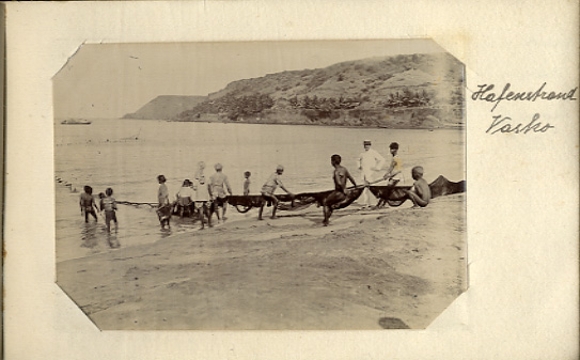 Photo album India Goa colonialism natives around 1900