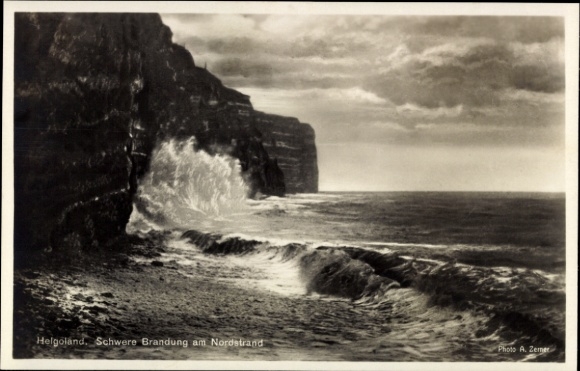 Ak Nordseeinsel Helgoland,  schwere Brandung, Nordstrand, Foto A. Zemer