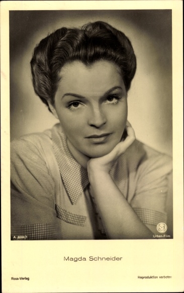 Postcard actress Magda Schneider, portrait, Ross Verlag A 3088/1