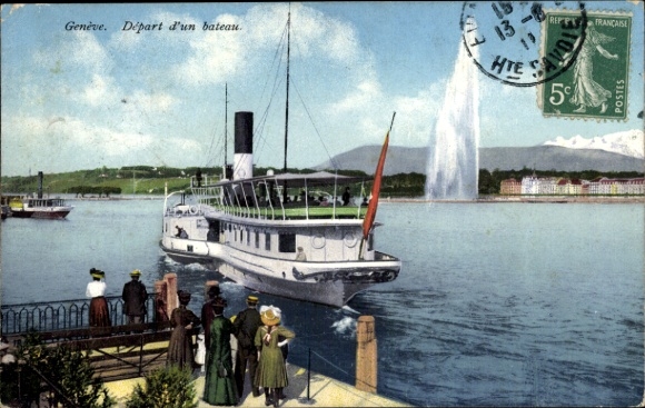 Postcard Genève Geneva Switzerland, steamer arrives, jetty