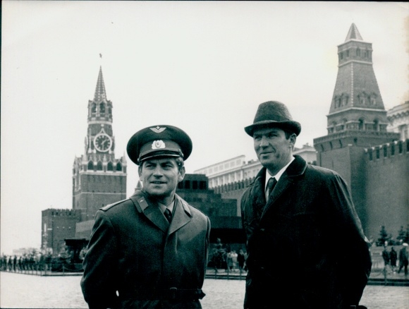 Photo of cosmonauts VV Kovaljonok and VV Ryumin on Red Square in Moscow, 1977