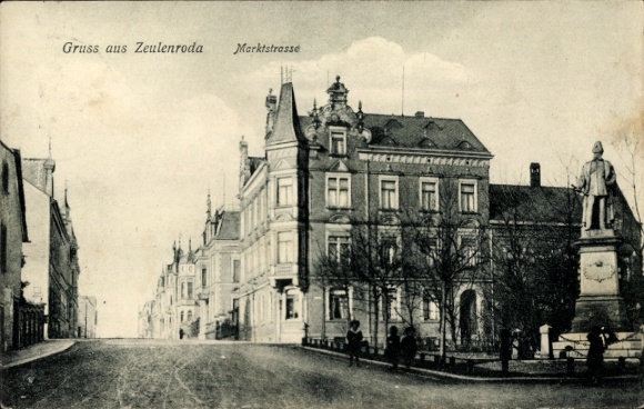 Ak Zeulenroda in Thüringen, Gruss aus  Marktstraße, Gebäude, Statue