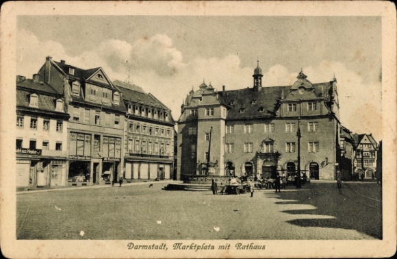 Postcard Darmstadt in Hesse, market square with town hall, buildings, people on the square