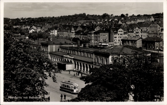 Ak Pforzheim im Schwarzwald, Gesamtansicht, Bahnhof