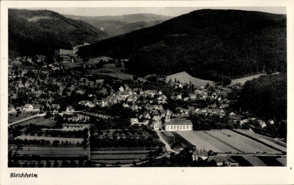 Ak Bleichheim Herbolzheim, Gesamtansicht des Ortes mit Umgebung