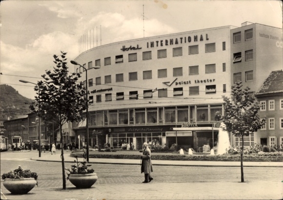 KP Reichenbach im Vogtland, Hotel INTERNATIONAL, nowoczesny budynek, drewniane elewacje, centralna lokalizacja