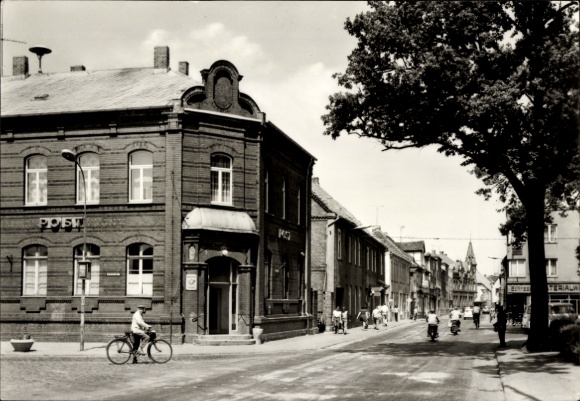 Postcard Goldberg in Mecklenburg, Street of Peace, Bicycle, Mopeds, Post