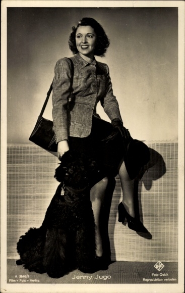 Postcard Actress Jenny Jugo, Portrait, Dog