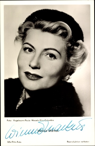 Postcard actress Winnie Markus, portrait with cap, Ufa Film, autograph