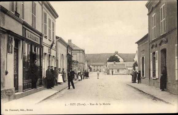 Ézy sur Eure Eure, Rue de la Mairie, people
