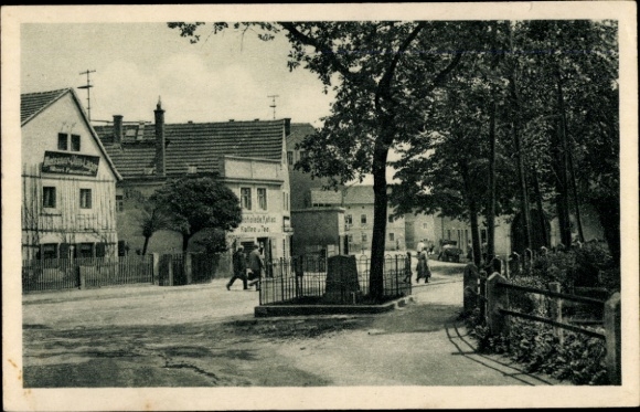 Ak Heidenau in Saksen, straatgedeelte, monument, ovenkamp Meissner