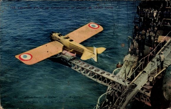 Postcard Lancement d'Avion par Catapulte sur un Croiseur, French warship