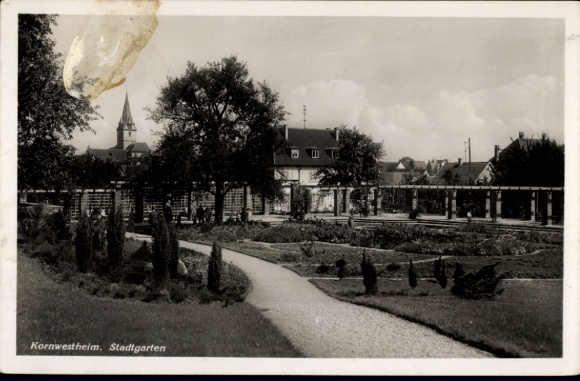 Postcard Kornwestheim in Württemberg, city garden, trees, path, buildings, church in the background