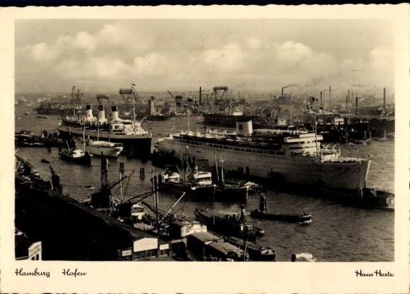Postcard Hamburg, Port of Hamburg, steamships