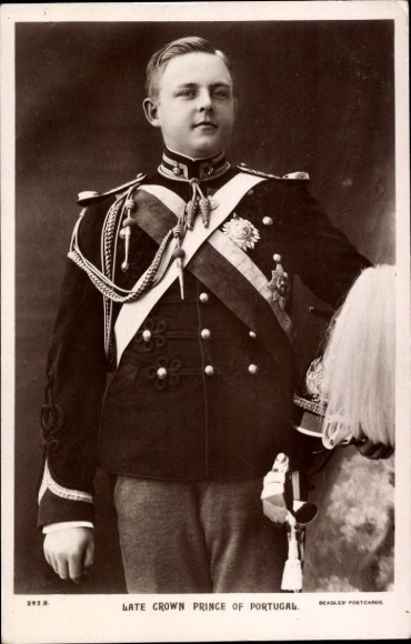 Ak Kronprinz von Portugal, Portrait in Uniform