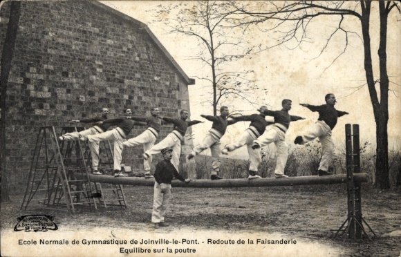 Ak Joinville le Pont Val de Marne, Ecole Normale de Gymnastique, Equilibre sur la poutre