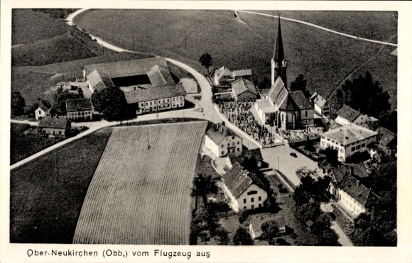 Ak Oberneukirchen in Oberbayerrn, Luftaufnahme
