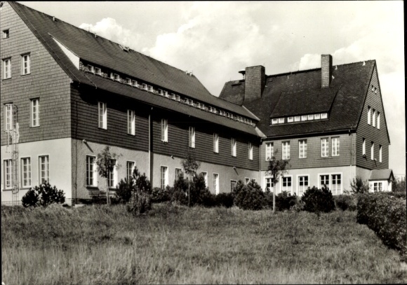 Ak Seiffen im Erzgebirge, Kurort Seiffen, FDGB-Erholungsheim Berghof, ländliche Umgebung, 1984