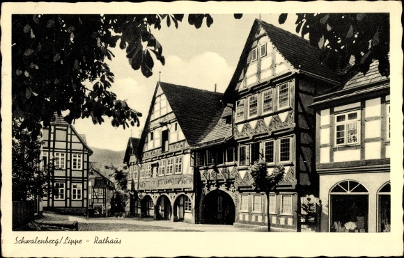 Ak Schwalenberg in Lippe, Rathaus, Fachwerkhäuser