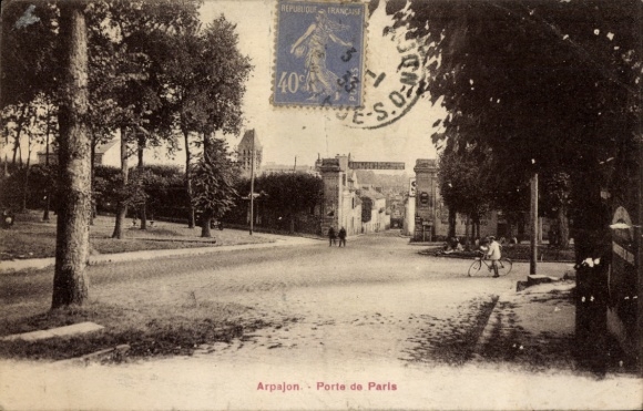 Ak Arpajon Essonne, Porte de Paris