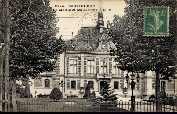 PC Montrouge Hauts de Seine, Mairie, garden